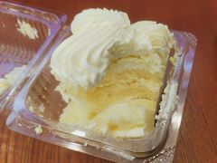 -红宝石·鲜奶小方·海派西点房(南丹店)