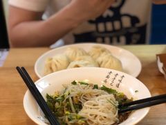 -凤起龙游老面包子(凯德晶品店)