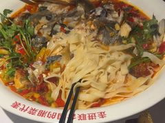 -坛宗剁椒鱼头(河西王府井店)