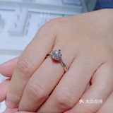 想给儿媳买个三十岁生日礼物，第一家就逛了克徕帝