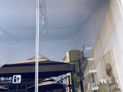 门面-UNI UNI(环亚凯瑟琳店)