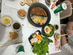 -呷哺呷哺(融创茂店)