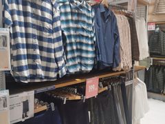 -优衣库(上海金桥国际商业广场店)