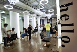 -ON STAR SALON