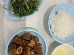 -荣华基·现炒快餐(肇嘉浜路店)