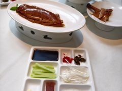 -四季民福烤鸭店(外滩外白渡桥店)