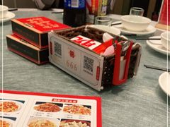-靓虾二哥长沙地标小龙虾(五一广场店)