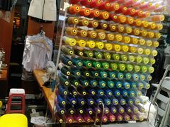 -玛奴拉改衣(万里家乐福店)