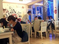 -自贡盐帮菜·玩辣餐厅(樱花园西街店)