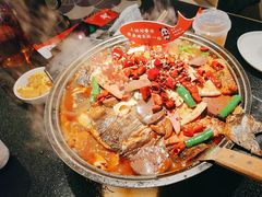-辣尚瘾·烤鱼·新川菜(牡丹园直营店)