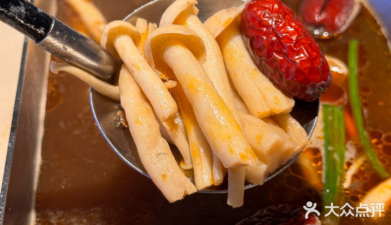 食材新鲜味道佳的精致火锅