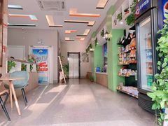 -海豚愉悦电竞酒店(包河万达步行街店)