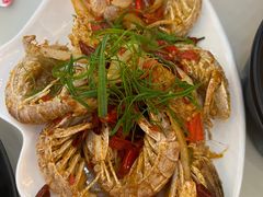 -覃记海鲜美食餐厅