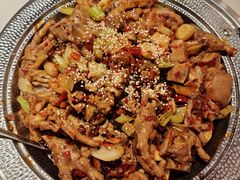 -何师傅美蛙鱼头(汉街店)