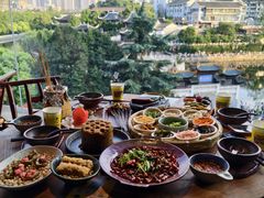 -包整·丝娃娃(一览甲秀楼风景店)