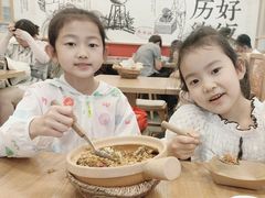 -煲仔皇腊味煲仔饭(经四万达店)