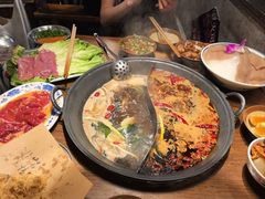 -萍姐火锅·公路夜市(武汉首店)