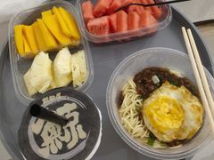 -八一路好吃街(雨田商务大厦店)