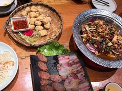 -老滇山寨•云南特色菜•地方菜•民族风情歌舞表演(金碧店)