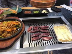 -臻牛烤肉