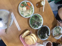 自制烧饼-宋老三苏肉羊肉汤老店