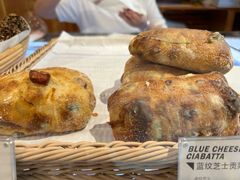 -MEEBO KAFEE米咖焙坊(虹桥路店)