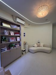 -苗方清颜专业祛痘·皮肤管理