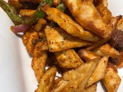 -楼兰古丽·新疆拌面·清真(华阳城店)