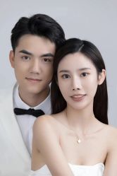 -伯爵婚纱摄影(光谷店)