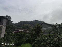 -高荡千年布依古寨旅游景区