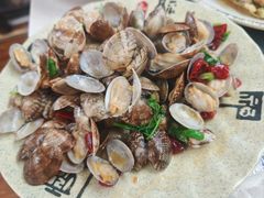 -老东镇啤酒屋海鲜加工·蒸汽海鲜·海鲜烧烤(台东店)