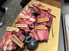 -铭牛烧肉·和牛海鲜自助(高新月牙湖店)