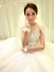 -艾米丽婚纱礼服
