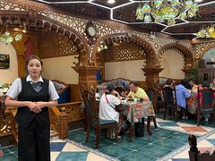 -乡村馕坑肉·烧烤·新疆菜·本地人更爱吃(阿勒泰首店)
