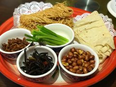 -百味地锅鸡(二店·财校分店)