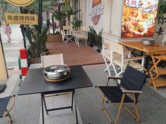 -叽叽扎扎烤肉场(生态城万达店)