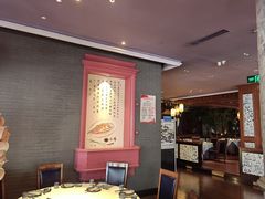 -八府香鸭·啫啫煲(华山路店)