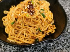 -黑白电视长沙小吃(美林M·LIVE天地东座店)