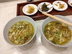 -乡党臊子面(丰庆公园店)