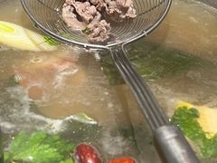 -乡土黄·鲜牛肉火锅·小龙虾(兴业街店)