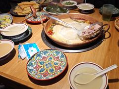 -洱火云南酸菜牛肉火锅(石景山当代商城店)