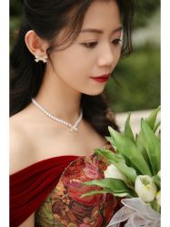 -莫兰迪婚纱摄影