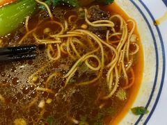 -霸蛮湖南菜·牛肉粉(荣京西街店)