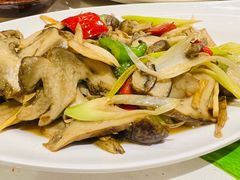 -四姑娘山阿巴郎·藏式花园餐厅