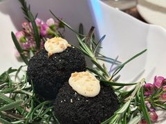 炸黑松露饭团-炼舍CAMINETTO(恒基·旭辉天地店)