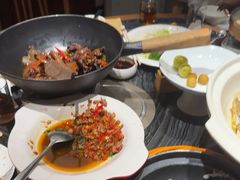 -湘力力小院·鱼汤泡饭(枫林路店)