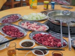 -五洞培记山庄·鲜牛肉火锅