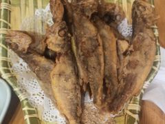 炸小黄鱼-小俩口烧烤东北菜(双井店)