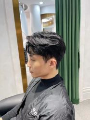 -Kraemer Paris  苏豪路易士·嘉玛发廊