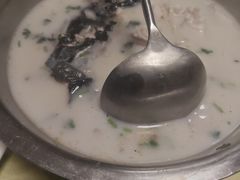 -雪湖煜辰鱼头老店(雪野湖店)